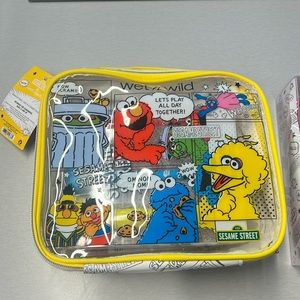 LIMITED EDITION SESAME STREET BEAUTY KIT